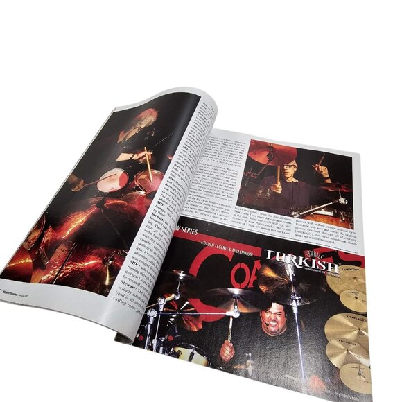 Modern Drummer magazine . back issue August 2006 - Picture 2 of 4